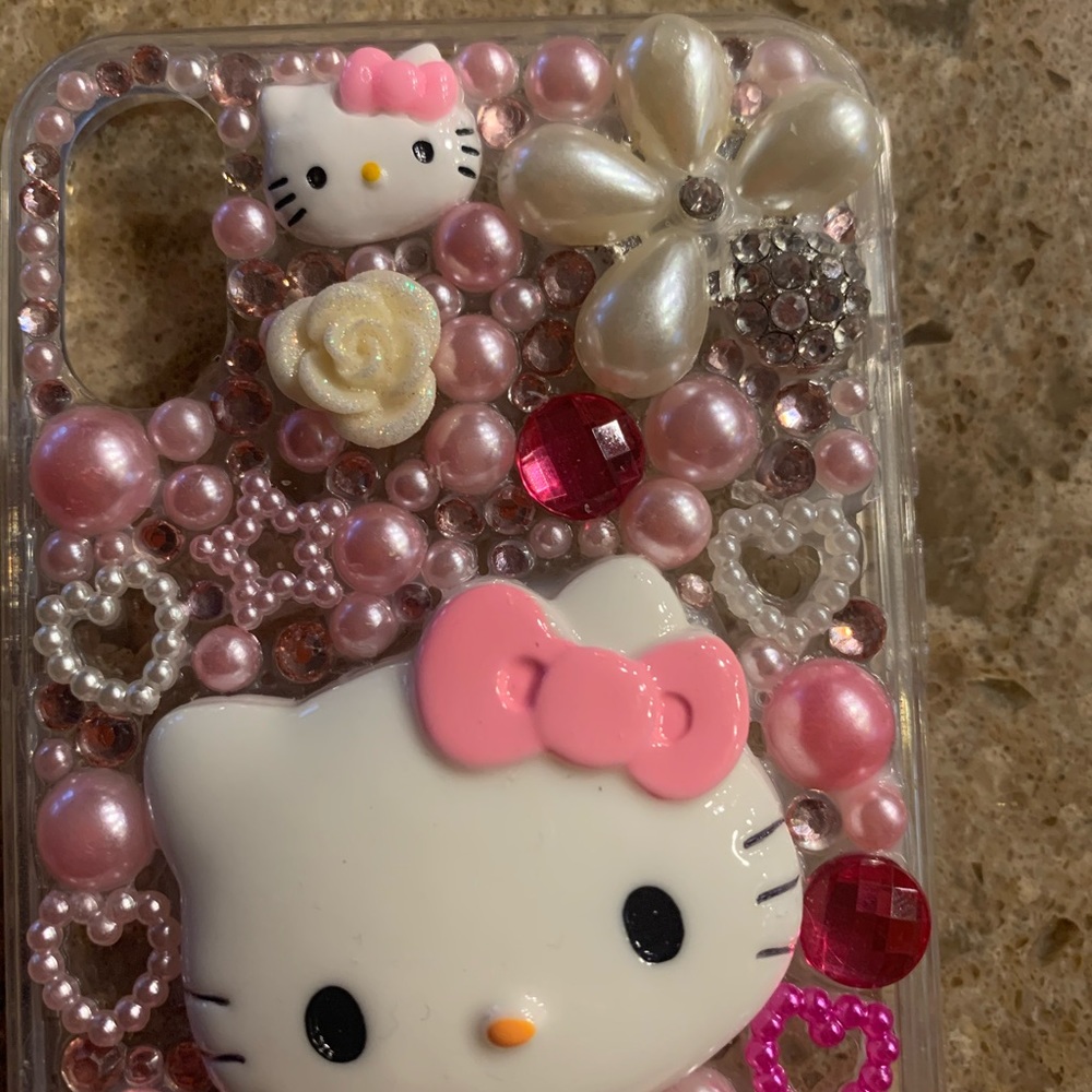 Hello Kitty iphone XS/X case - Picture 2 of 4